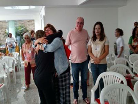 Retiro do Abraço - Brasília: Segundo dia - Segunda Reflexão: O Abraço do Mãe - Lia