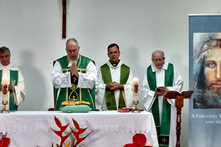 Santa Missa com Padre Tarcísio
