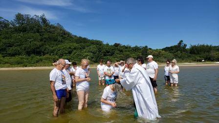 Encontro Anual da Comissão Organizadora em Florianópolis - SC, de 13 a 16/02/2020 : 15-02-2020 - renovação das promessas de batismo