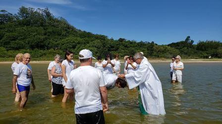 Encontro Anual da Comissão Organizadora em Florianópolis - SC, de 13 a 16/02/2020 : 15-02-2020 - renovação das promessas de batismo