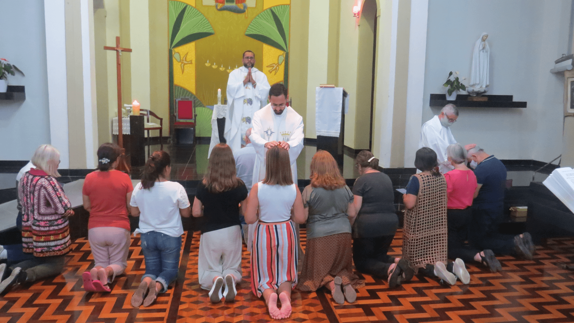 14 Retiro Nacional - Florianópolis - SC : Apresentação e imposição de mãos nos membros da nova Comissão Organizadora.