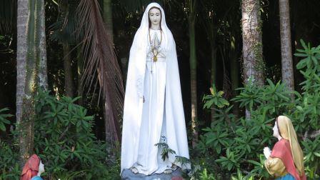 Encontro Anual da Comissão Organizadora em Florianópolis - SC, de 13 a 16/02/2020 : 13-02-2020 - oração do terço aos pés de Nossa Senhora de Fátima